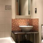 Studio Triple apartment | bathroom | Grand Plaza Serviced Apartment Hotel Bayswater